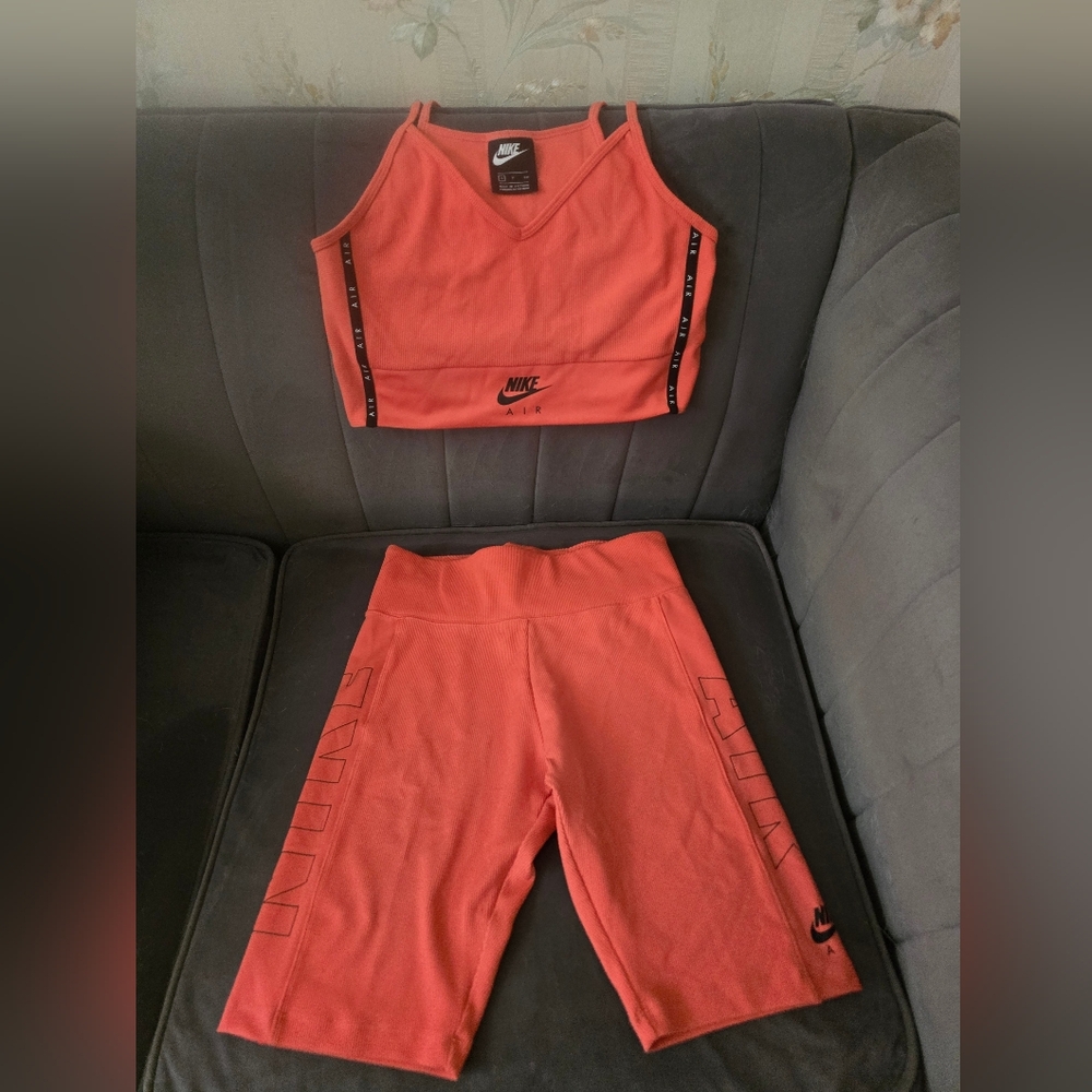 Nike Coral Sports Set